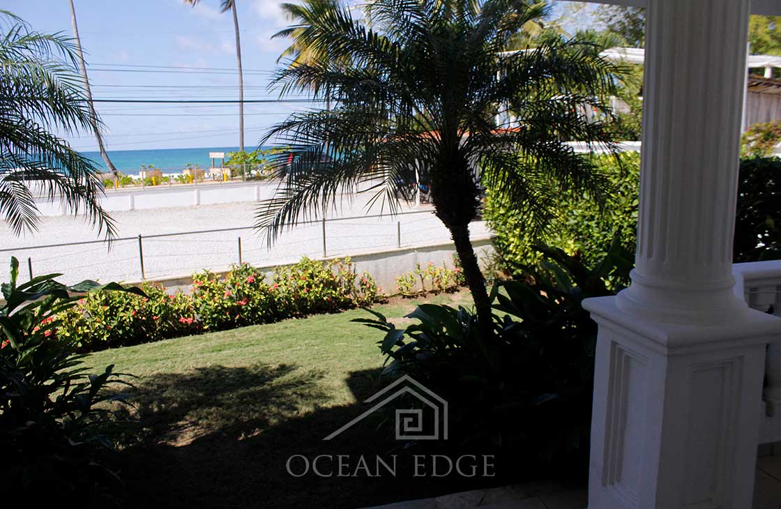 Las-Terremas-Real-Estate-Ocean-Edge-Dominican-Republic-Ocean view house 3 bed in beachfront hotel (10)