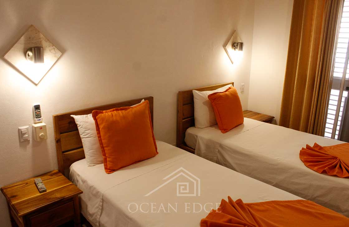 Las-Terremas-Real-Estate-Ocean-Edge-Dominican-Republic-Ocean view house 3 bed in beachfront hotel (27)