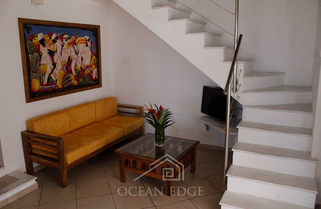 Las-Terremas-Real-Estate-Ocean-Edge-Dominican-Republic-Ocean view house 3 bed in beachfront hotel (6)