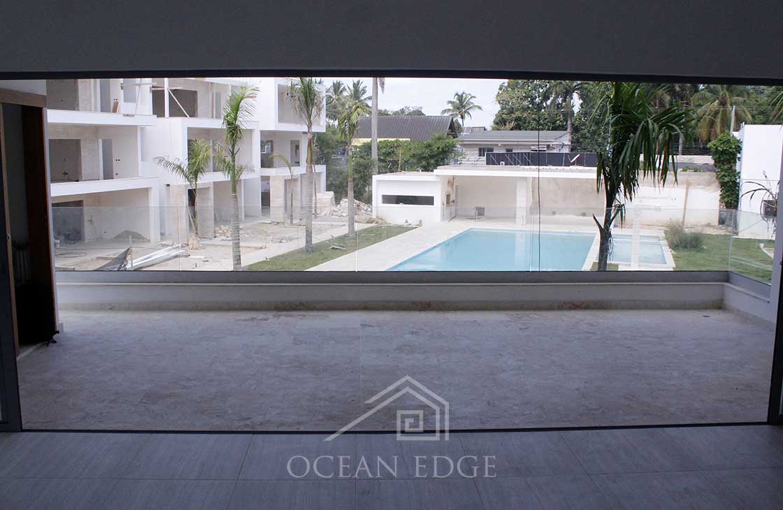 Las-Terrenas-Real-Estate-Ocean-Edge-Dominican-Republic- Bright penthouse in tourism center (33)
