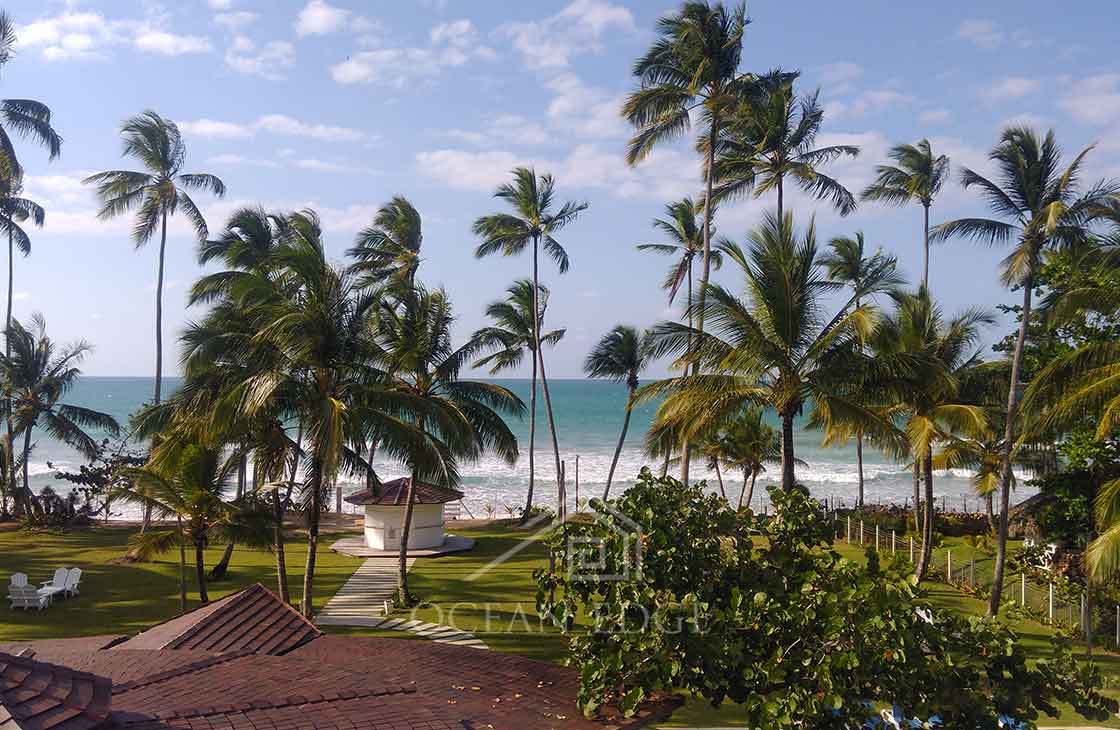 Las-Terrenas-Real-Estate-Ocean-Edge-Dominican-Republic - Family penthouse in exclusive beachfront comm (22)