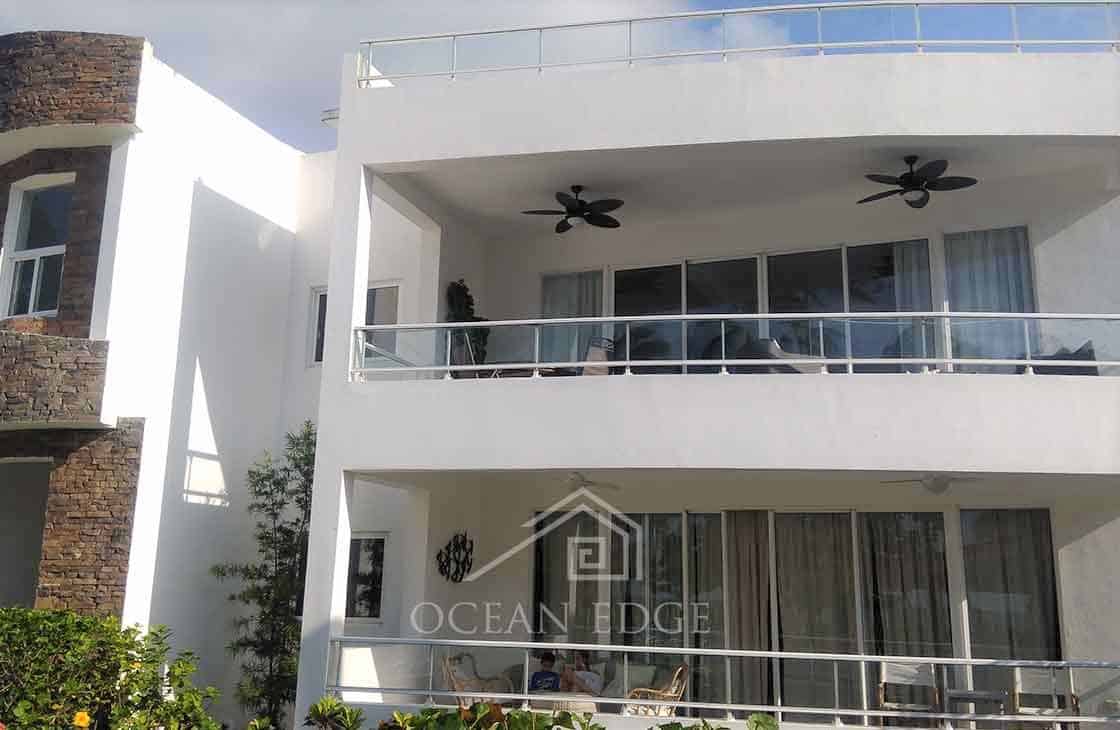 Las-Terrenas-Real-Estate-Ocean-Edge-Dominican-Republic - Family penthouse in exclusive beachfront comm (28)