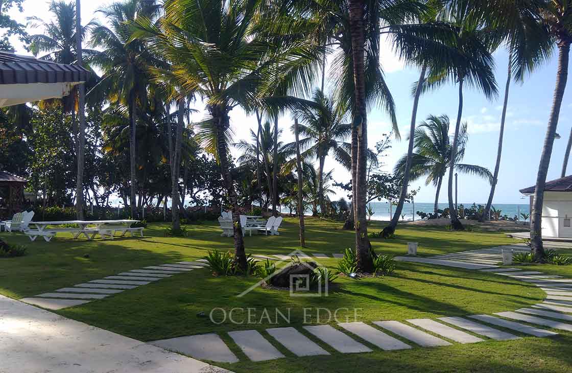 Las-Terrenas-Real-Estate-Ocean-Edge-Dominican-Republic - Family penthouse in exclusive beachfront comm (30)