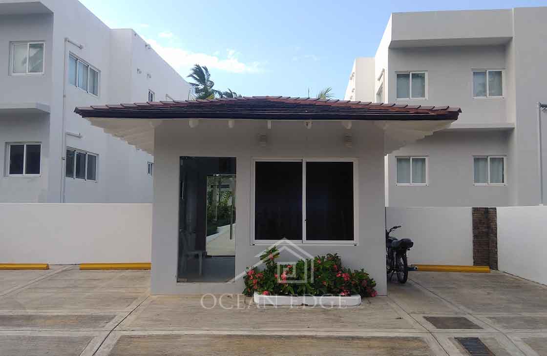 Las-Terrenas-Real-Estate-Ocean-Edge-Dominican-Republic - Family penthouse in exclusive beachfront comm (37)