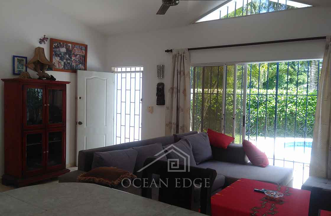 Las-Terrenas-Real-Estate-Ocean-Edge-Dominican-Republic -Independent villa in central location (40)