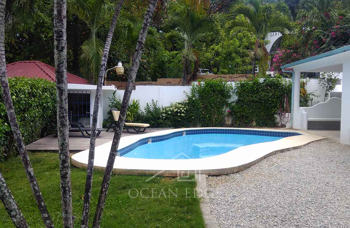 Las-Terrenas-Real-Estate-Ocean-Edge-Dominican-Republic -Independent villa in central location (52)