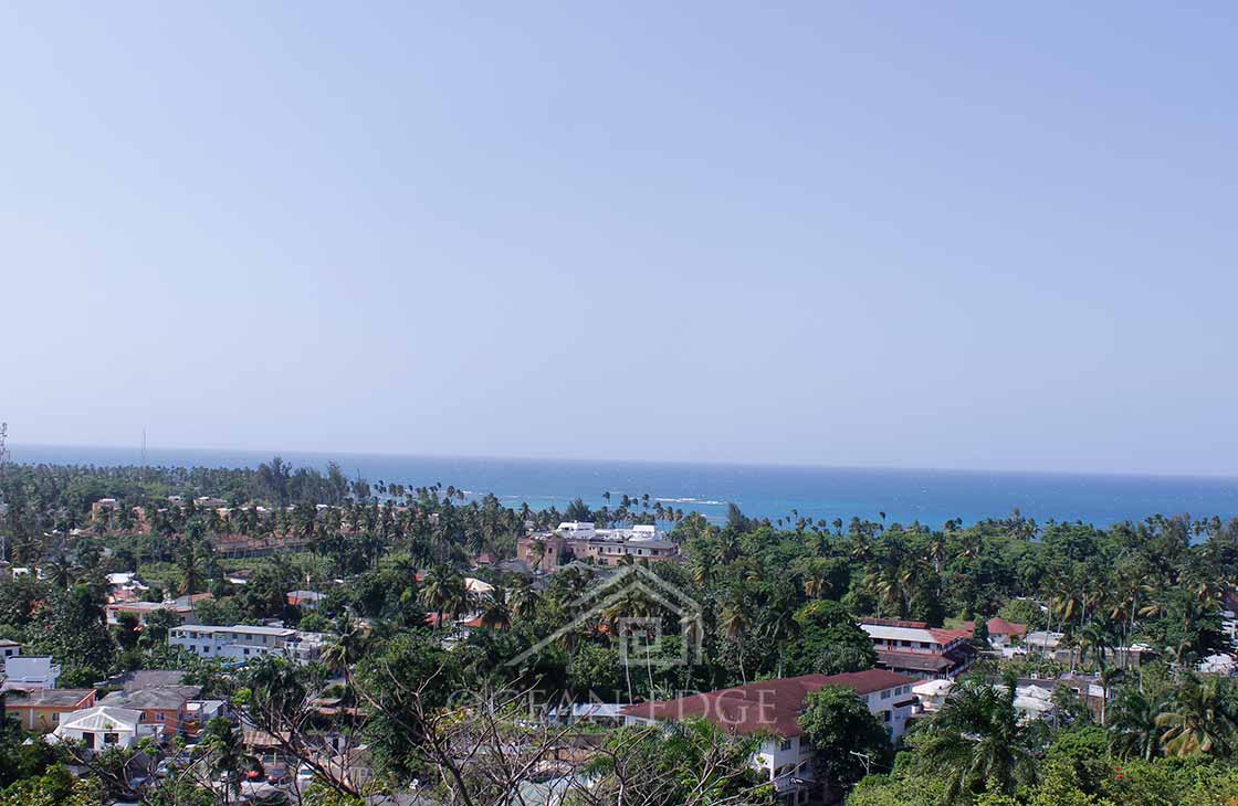 Las-Terrenas-Real-Estate-Ocean-Edge-Dominican-Republic - Large mansion on central hilltop with 360° views (18)