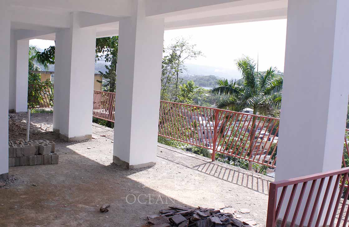 Las-Terrenas-Real-Estate-Ocean-Edge-Dominican-Republic - Large mansion on central hilltop with 360° views (27)
