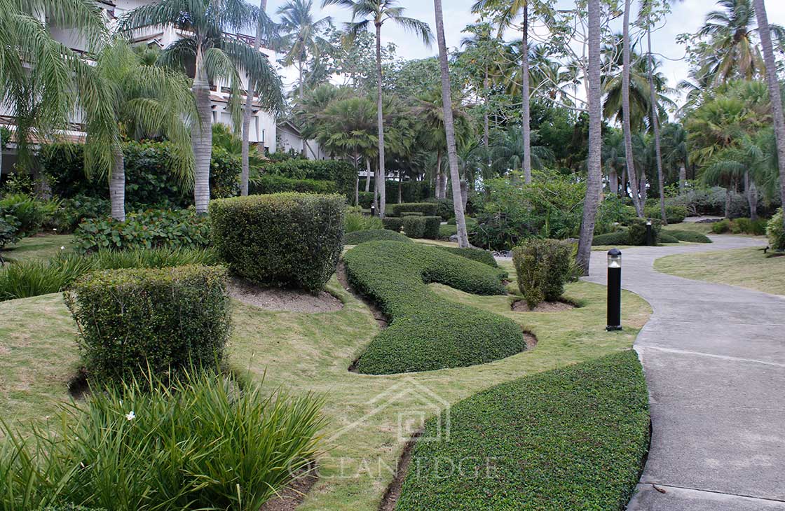 Las-Terrenas-Real-Estate-Ocean-Edge-Dominican-Republic - Luxury townhouse in beachfront community (50)