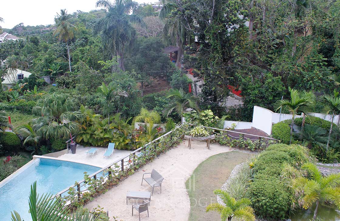 Las-Terrenas-Real-Estate-Ocean-Edge-Dominican-Republic - Sophisticated penthouse in neat community (23)