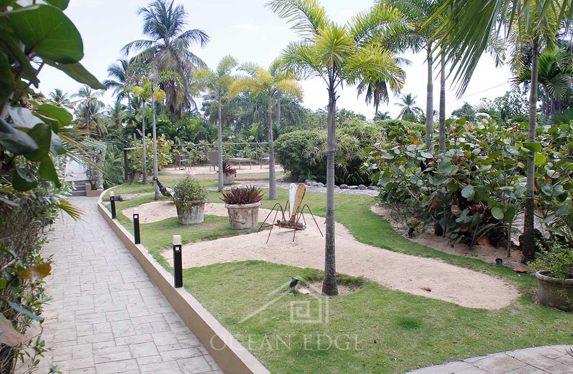 Las-Terrenas-Real-Estate-Ocean-Edge-Dominican-Republic - Sophisticated penthouse in neat community (3)