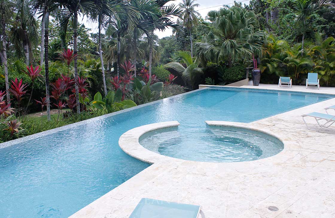 Las-Terrenas-Real-Estate-Ocean-Edge-Dominican-Republic - Sophisticated penthouse in neat community (5)