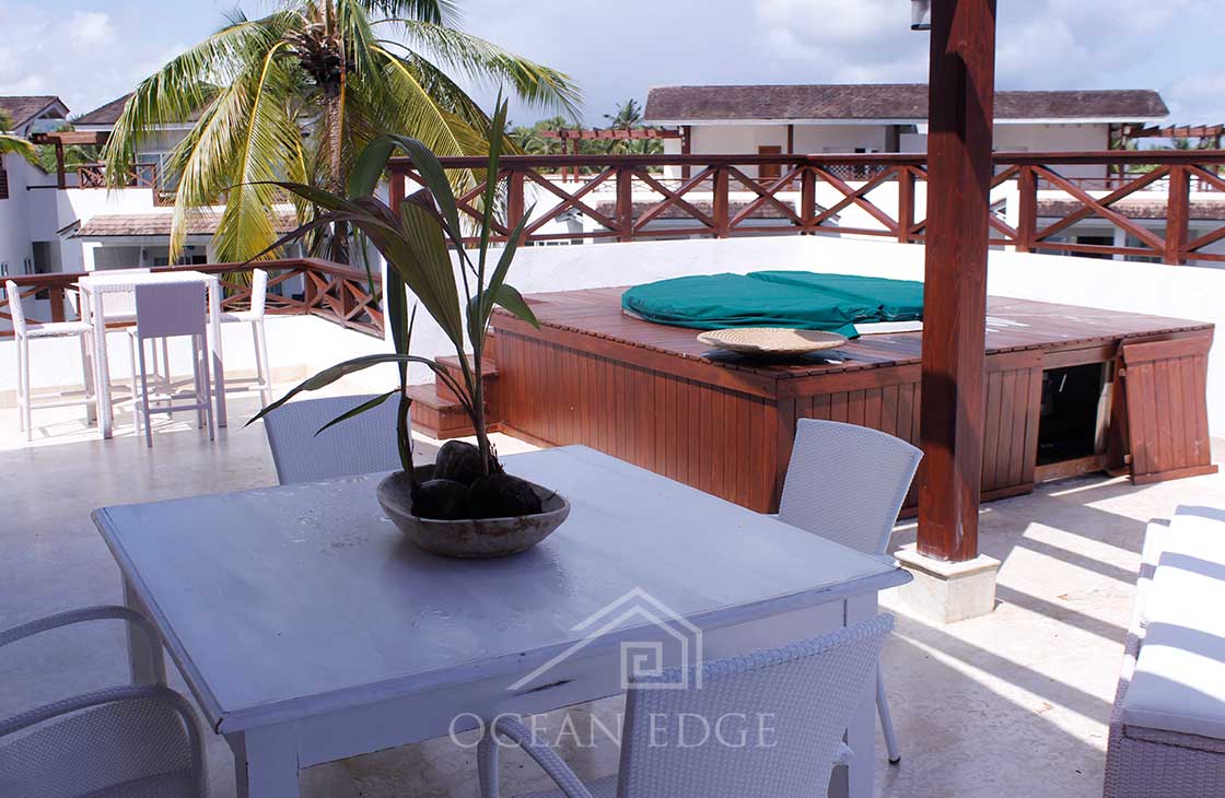 Luxury penthouse with jacuzzi in beachfront community Las-Terrenas-Real-Estate-Ocean-Edge-Dominican-Republic (47)