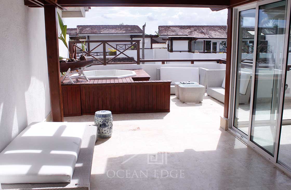 Stylish penthouse in beachfront community - Las-Terrenas-Real-Estate-Ocean-Edge-Dominican-Republic (20)