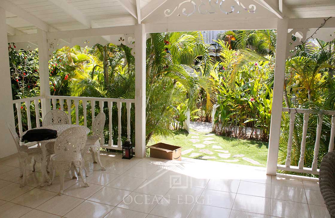 Townhouse in peaceful Las-Terremas-Real-Estate-Ocean-Edge-Dominican-Republic-Ocean view house 3 bed in beachfront hotel (