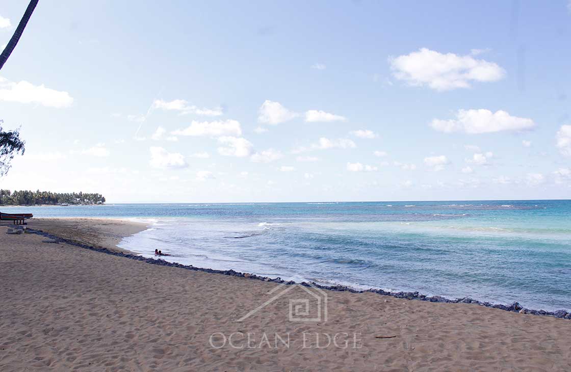common space in beachfront hotel playa popy -Las-Terremas-Real-Estate-Ocean-Edge-Dominican-Republic-(18)
