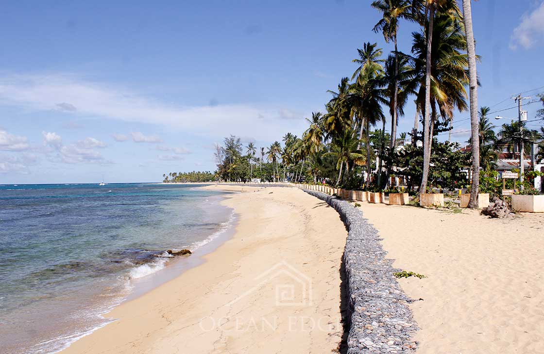 common space in beachfront hotel playa popy -Las-Terremas-Real-Estate-Ocean-Edge-Dominican-Republic-(23)