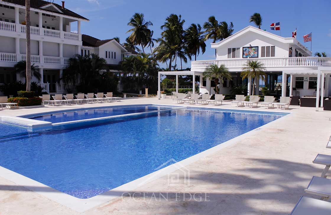 common space in beachfront hotel playa popy -Las-Terremas-Real-Estate-Ocean-Edge-Dominican-Republic-(3)