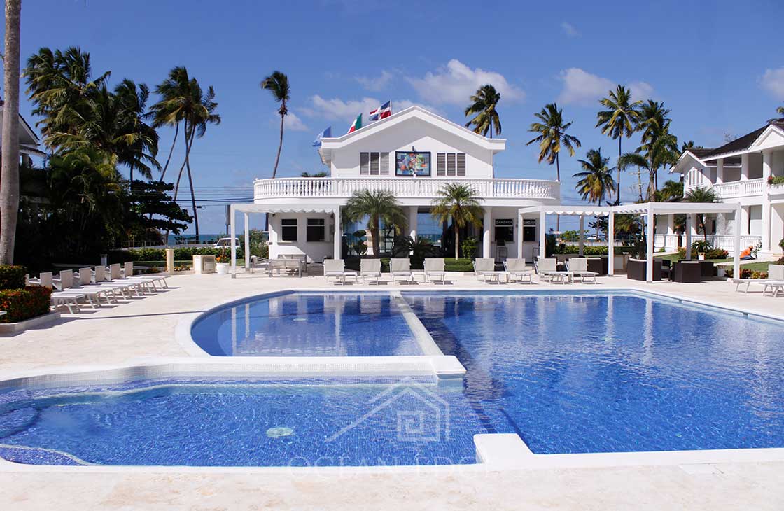 common space in beachfront hotel playa popy -Las-Terremas-Real-Estate-Ocean-Edge-Dominican-Republic-(6)