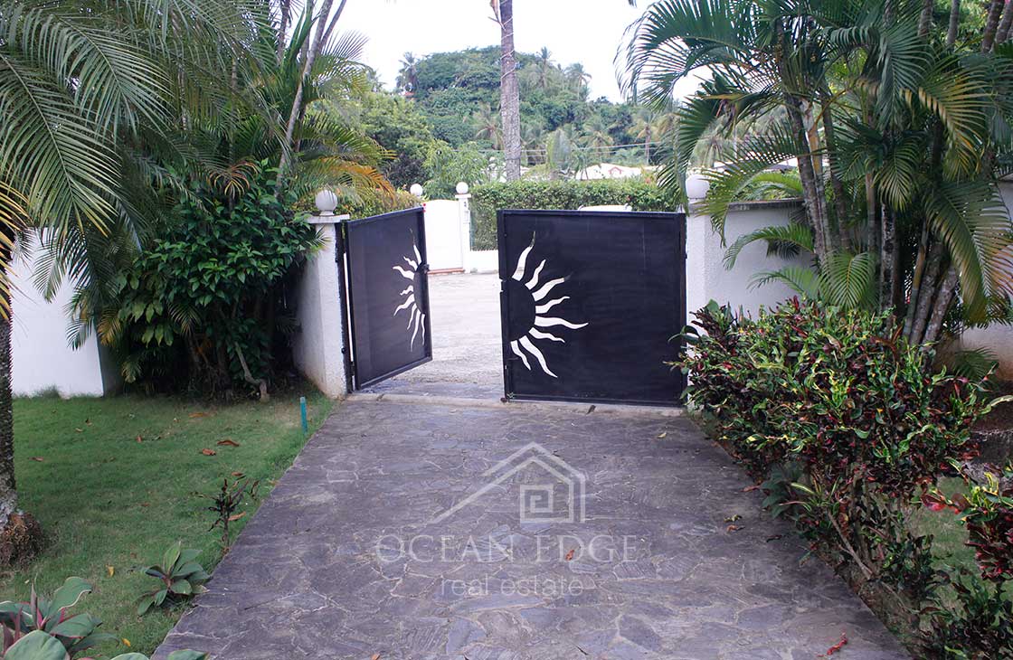 3-bed-villa-with-pool-in-green-community-Ocean Edge - Las Terrenas Real Estate (28)