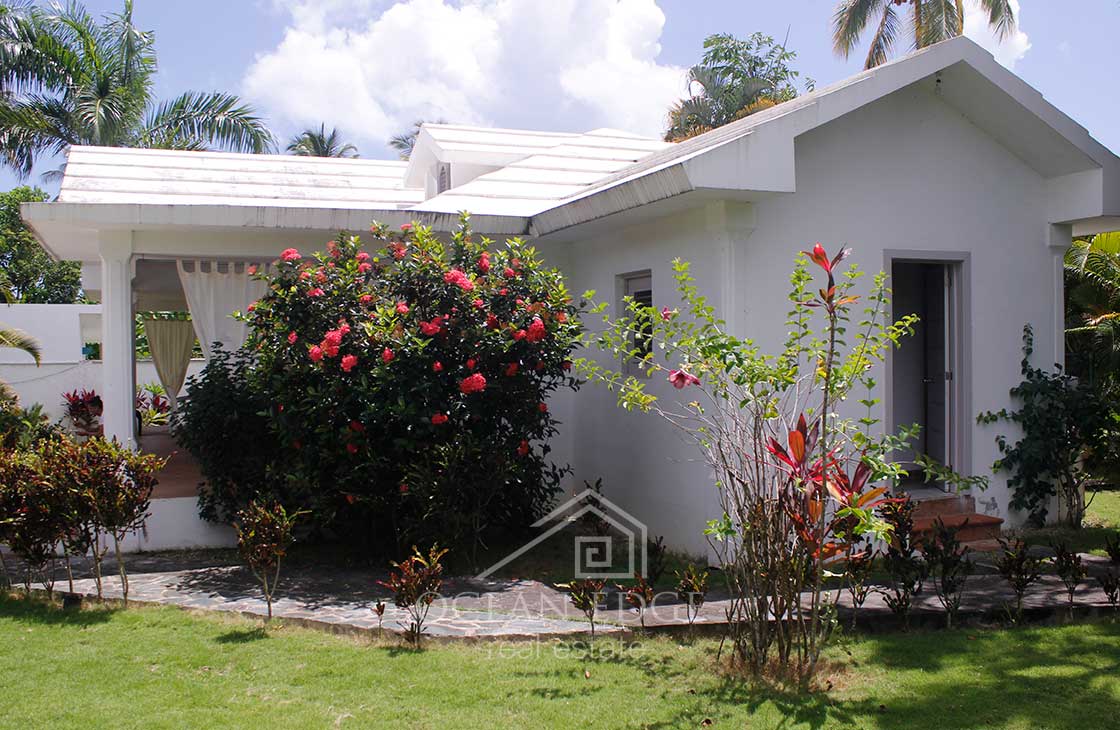3-bed-villa-with-pool-in-green-community-Ocean Edge - Las Terrenas Real Estate (8)