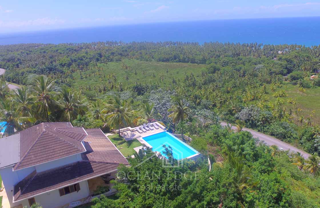 Hilltop-villa-with-the-finest-ocean-view---real-estate---las-terrenas---ocean---edge-drone-(8)