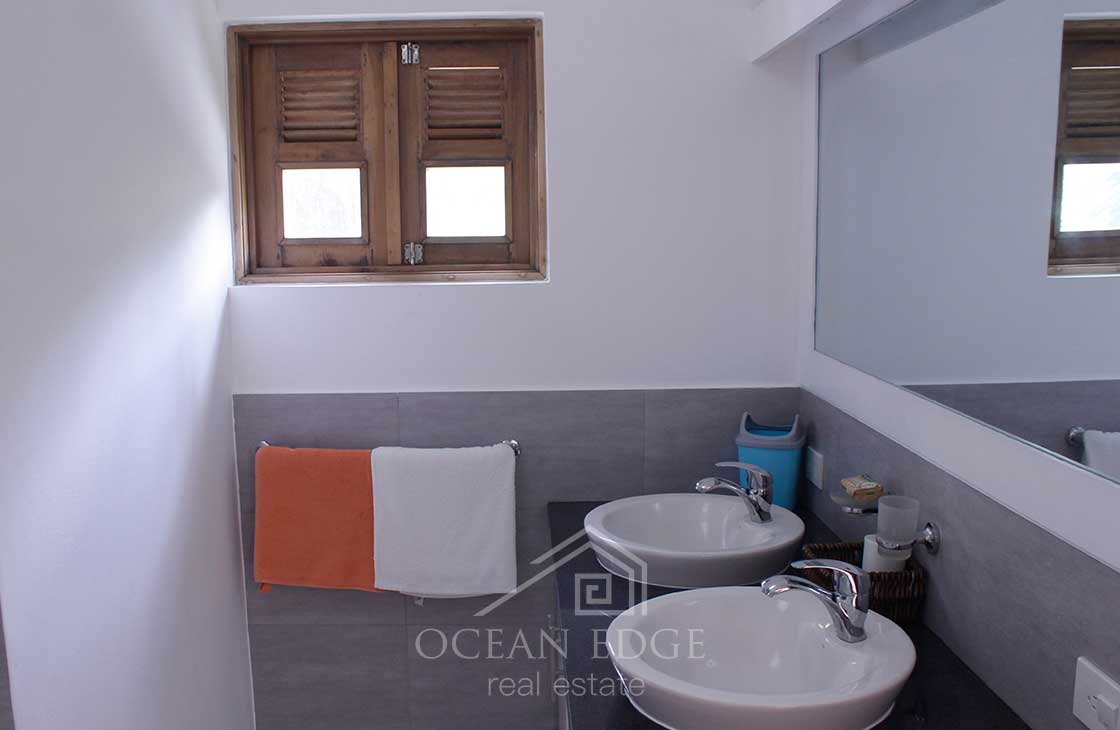 Turnkey 3-bed villa near Bonita beach-las-terrenas-real-estate-ocean-edge (16)
