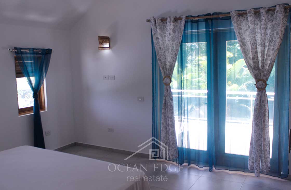 Turnkey 3-bed villa near Bonita beach-las-terrenas-real-estate-ocean-edge (20)