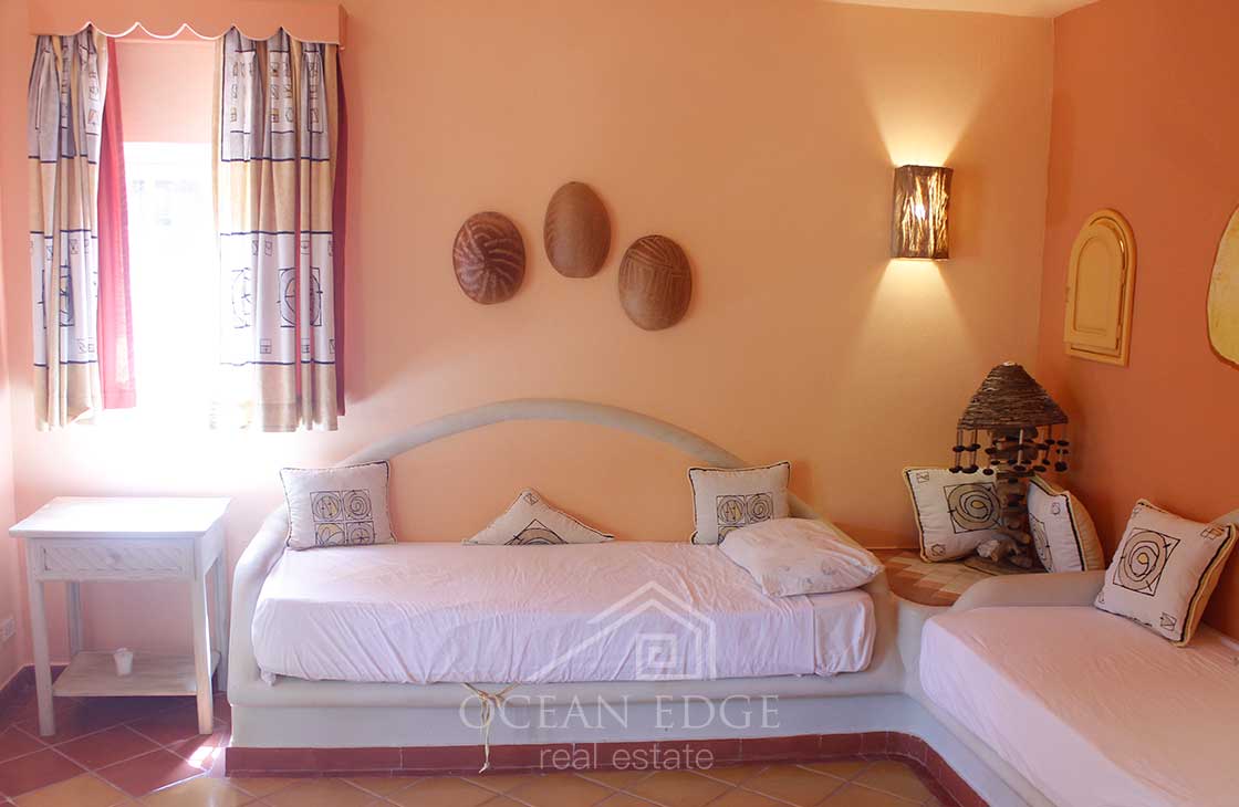 Tuscany 1-bed condo in tropical garden-realestate-lasterrenas-oceanedge (9)