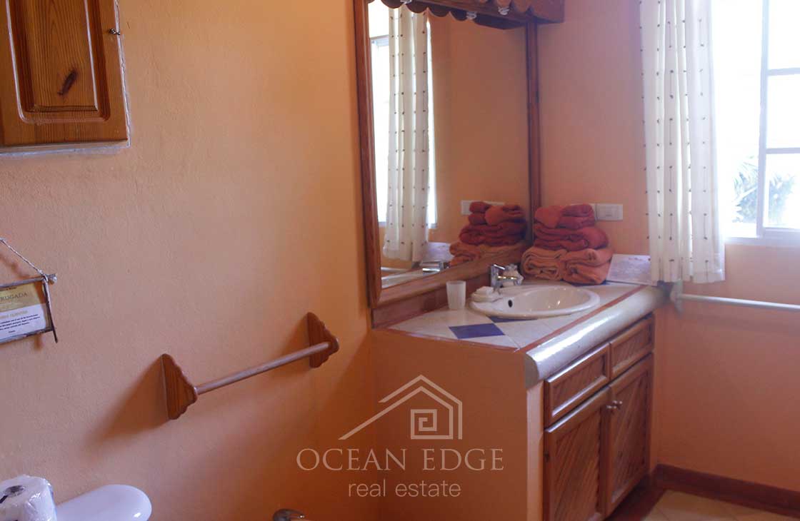 Tuscany 2-bed condo in tropical style community-realestate-lasterrenas-oceanedge (12)