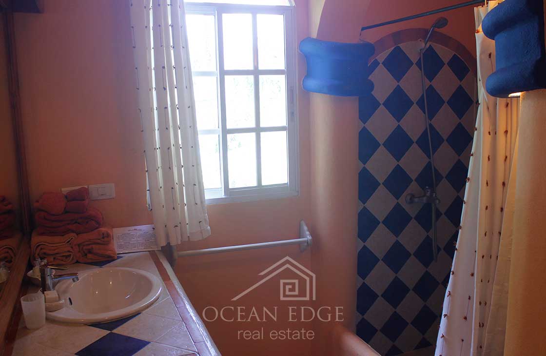 Tuscany 2-bed condo in tropical style community-realestate-lasterrenas-oceanedge (13)