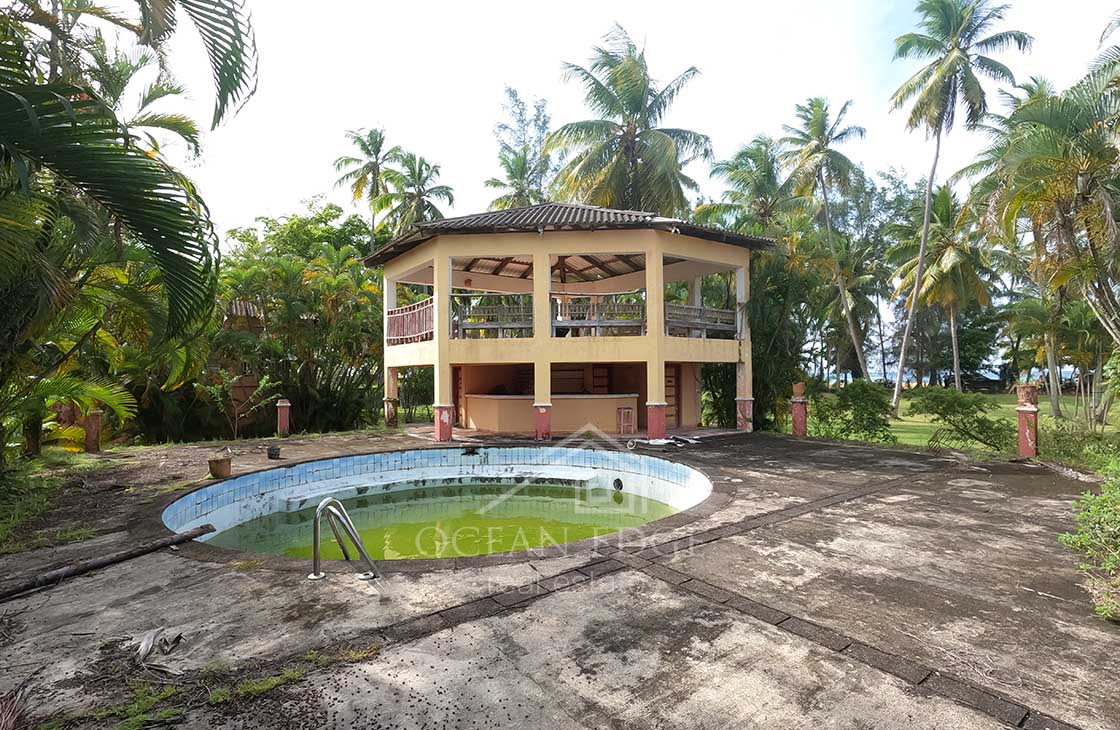 Beachfront-hotel-development-opportunity-Las-terrenas-real-estate-ocean-edge-1