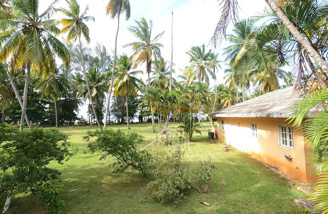 Beachfront-hotel-development-opportunity-Las-terrenas-real-estate-ocean-edge-1