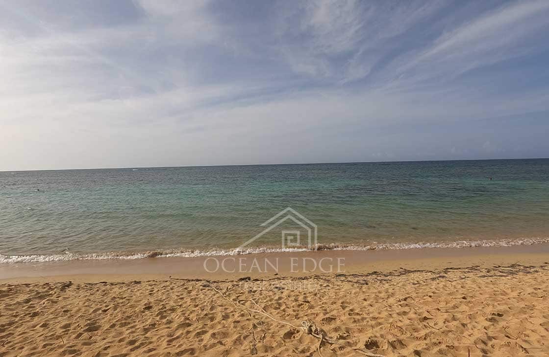 Beachfront-hotel-development-opportunity-Las-terrenas-real-estate-ocean-edge-1