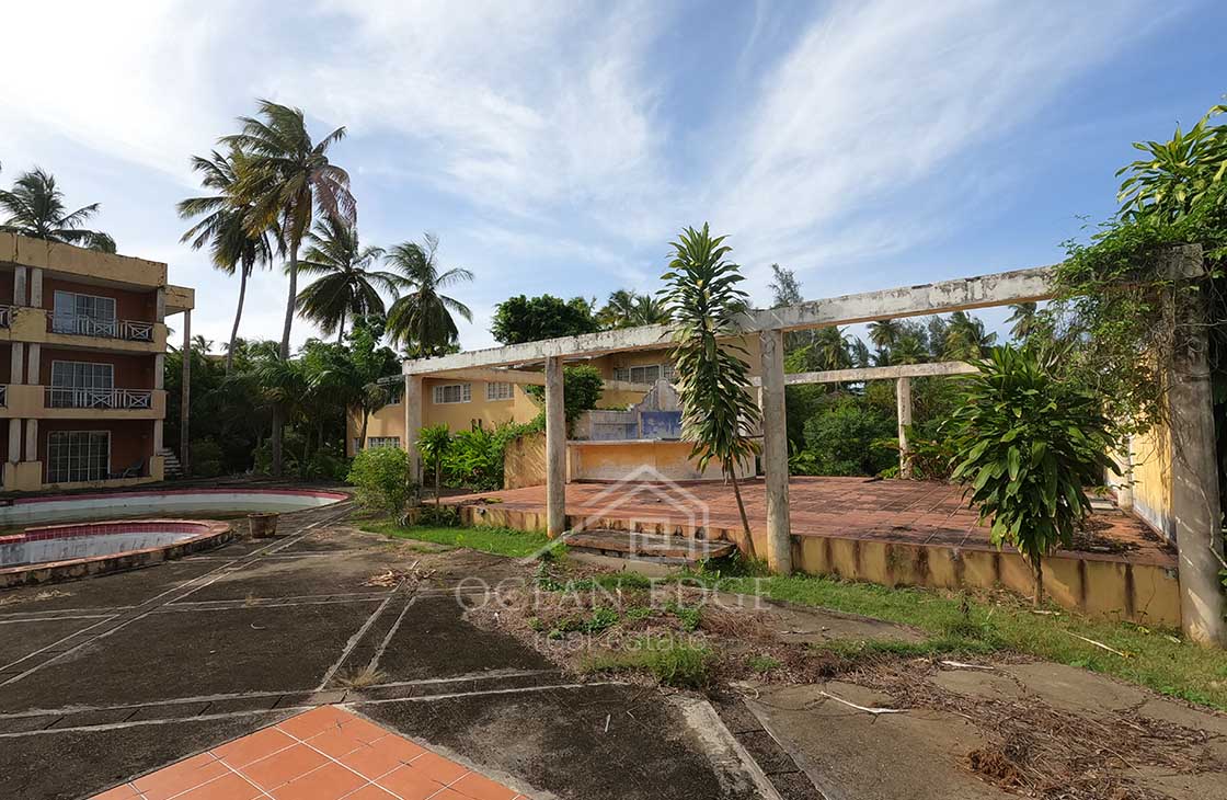 Beachfront-hotel-development-opportunity-Las-terrenas-real-estate-ocean-edge-1