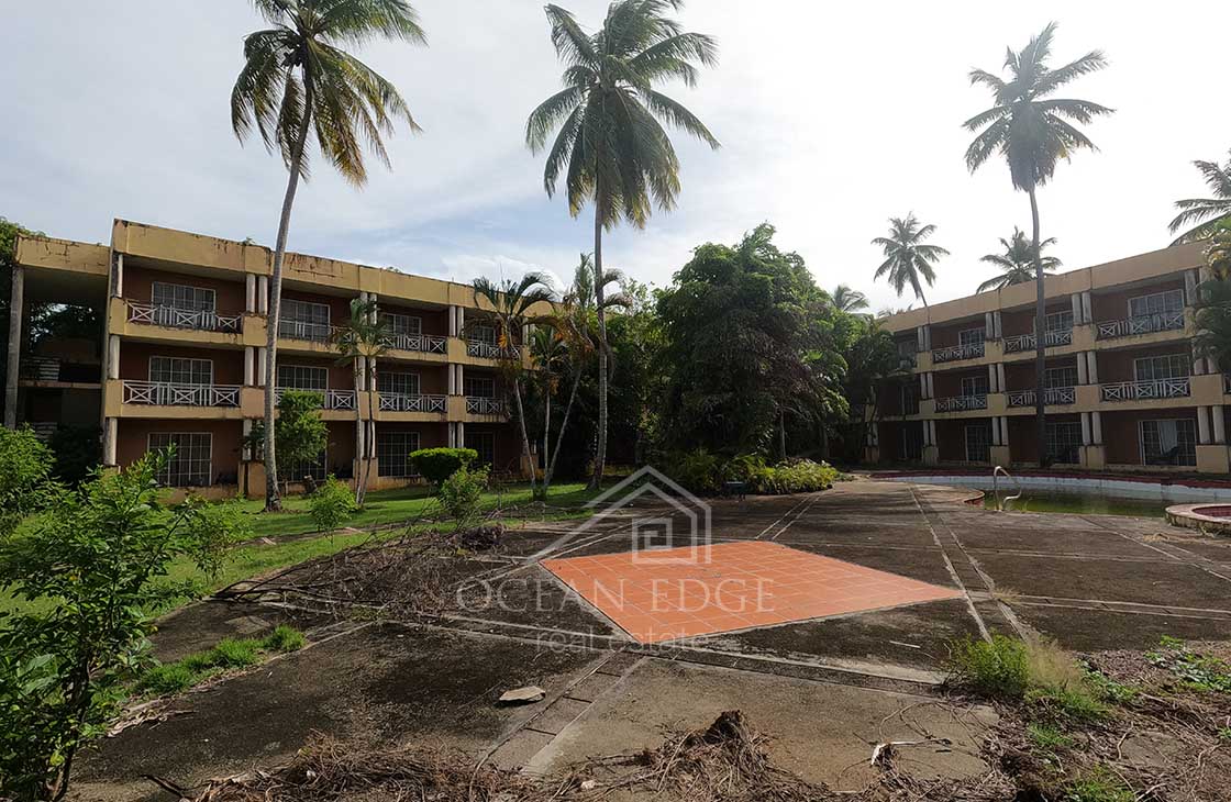 Beachfront-hotel-development-opportunity-Las-terrenas-real-estate-ocean-edge-1