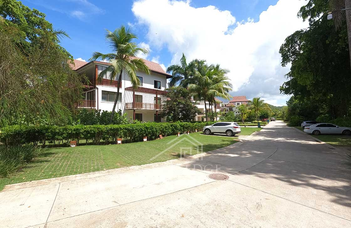 Elegant-residences-in-prestigious-beachfront-area-las-terrenas-real-estate