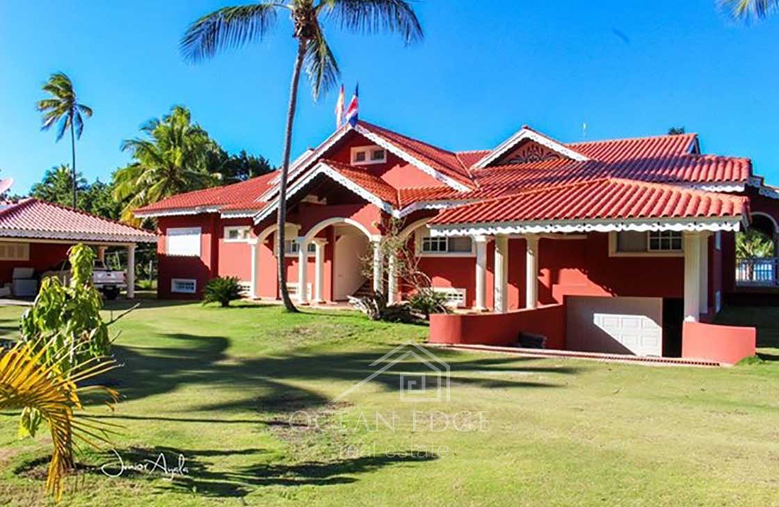 Luxury beachfront mansion in upcoming area Las Terrenas Real Estate Ocean Edge Dominican Republic (46)