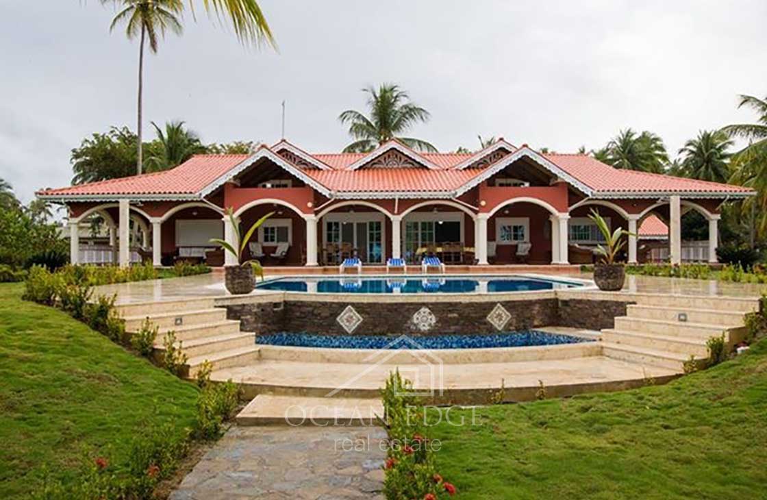 Luxury beachfront mansion in upcoming area Las Terrenas Real Estate Ocean Edge Dominican Republic (47)