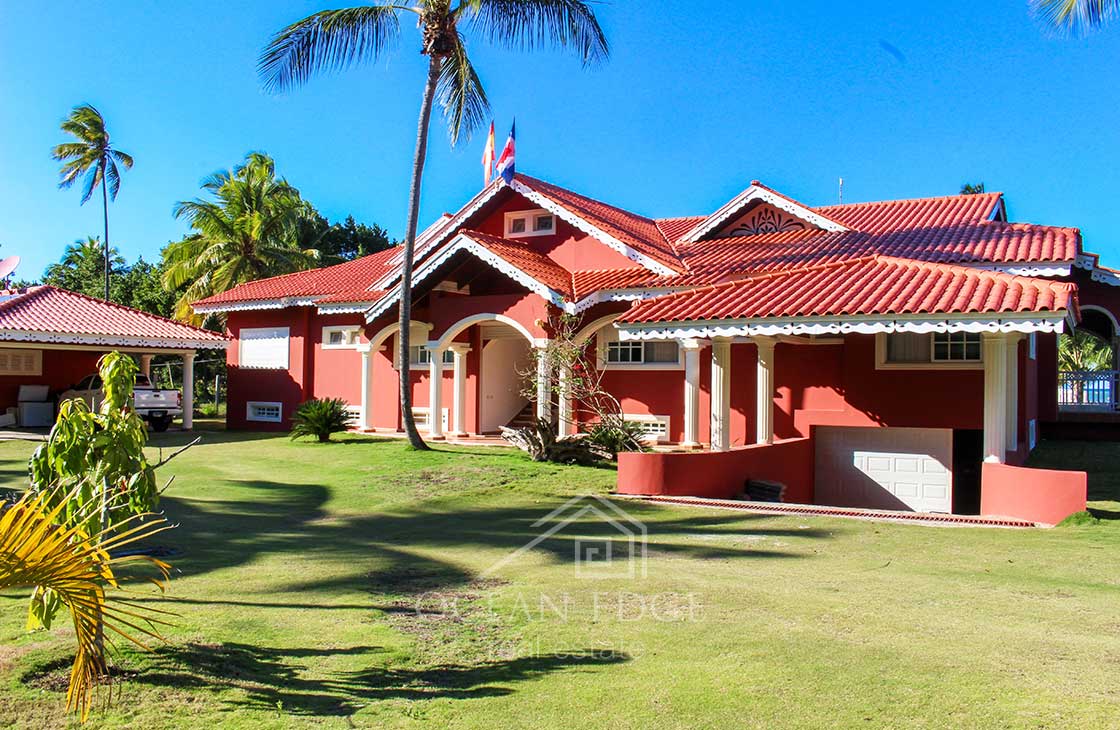 Luxury beachfront mansion in upcoming area Las Terrenas Real Estate Ocean Edge Dominican Republic (57)