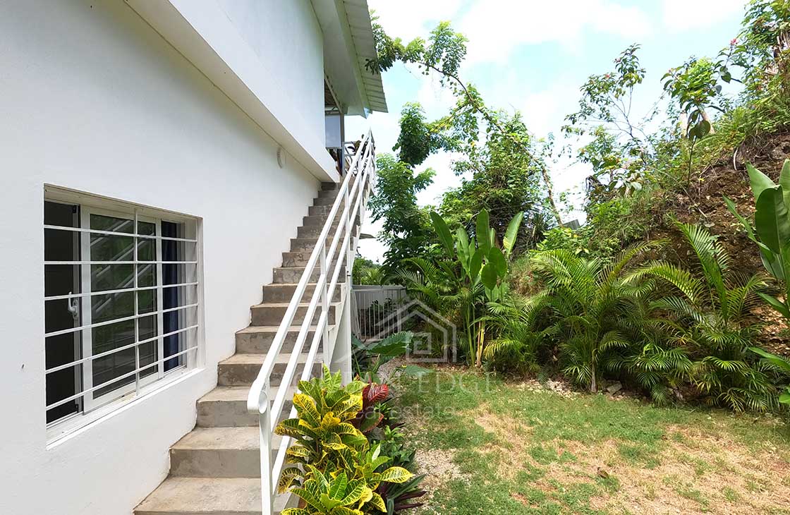 Villa-perched-on-the-hill-with-view-at-Coson-bay-waters-las-terrenas-real-estate-