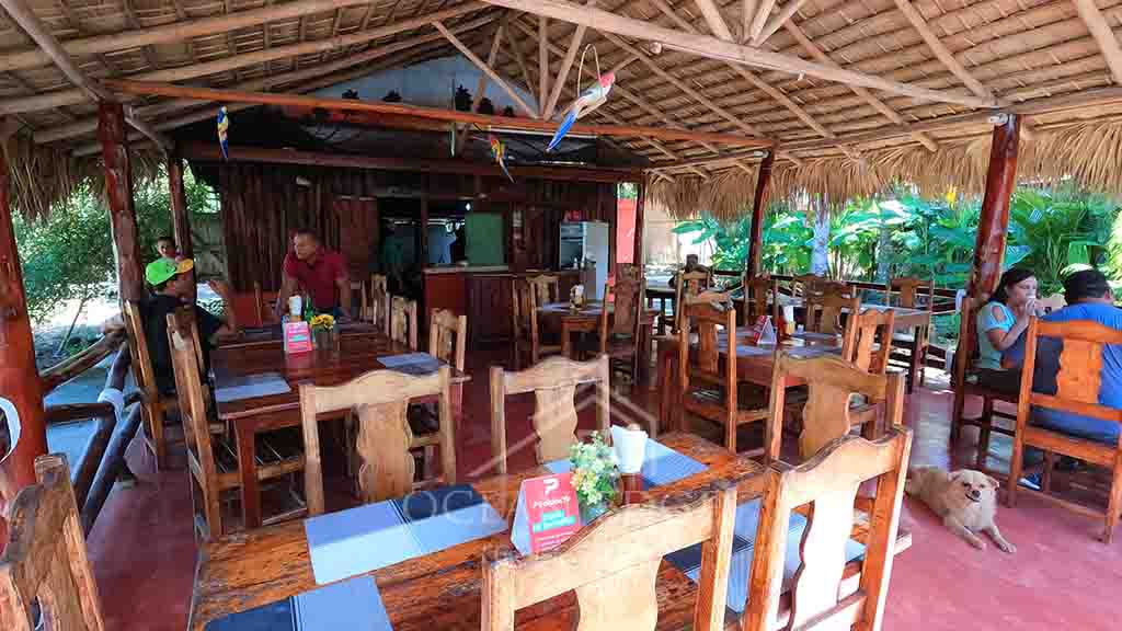  Comedor-las-terrenas-Ocean-edge-real-estate-dominican-republic