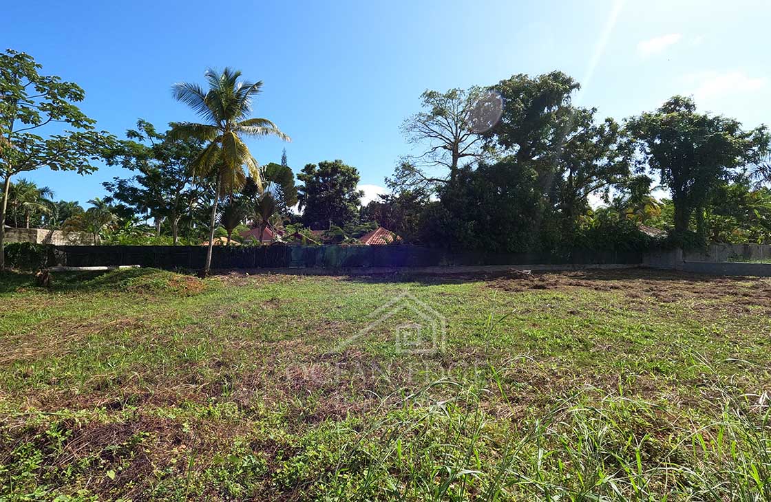 2-building-lots-available-in-central-location-las-terrenas-real-estate