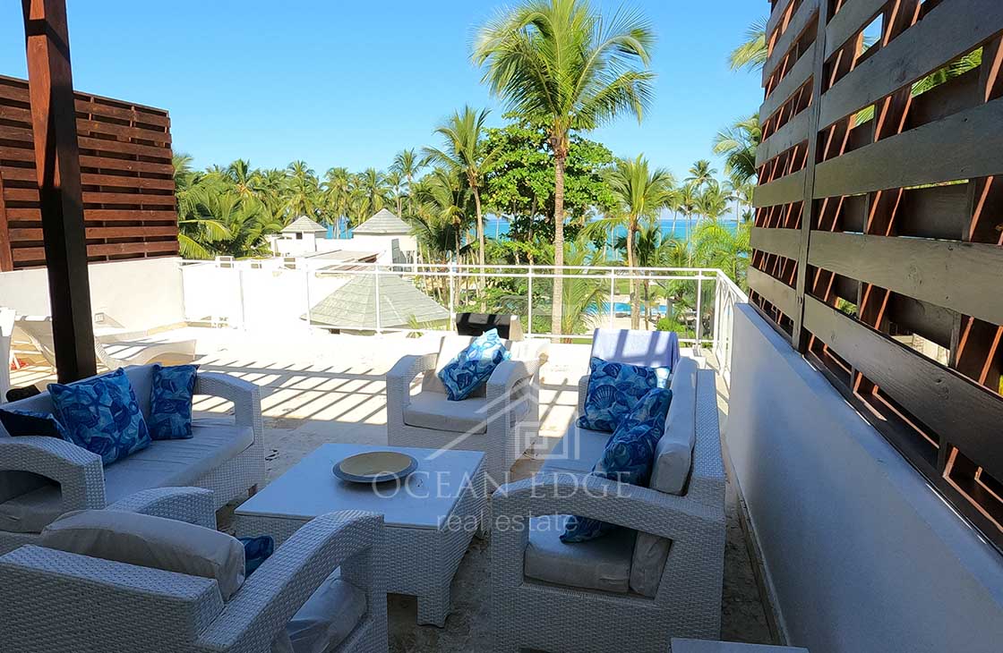 4-Bed-Beachfront-Penthouse-in-Coson-Bay-las-terrenas-real-estate.JPG