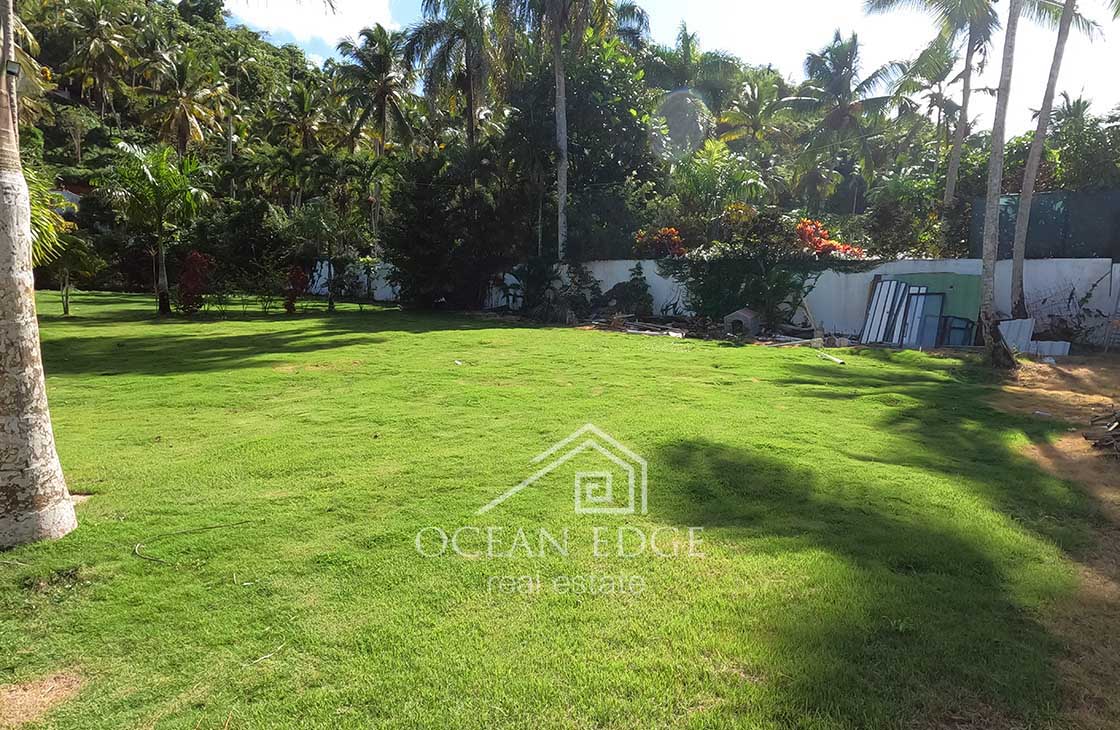 Building-lots-in-gated-community-near-Coson-beach-las-terrenas-real-estate