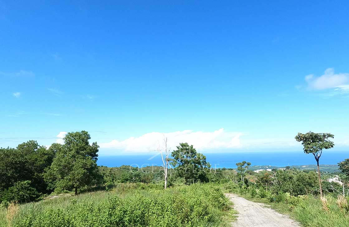 Individual-Ocean-view-lots-overlooking-Las-Terrenas-ocean-edge-real-estate