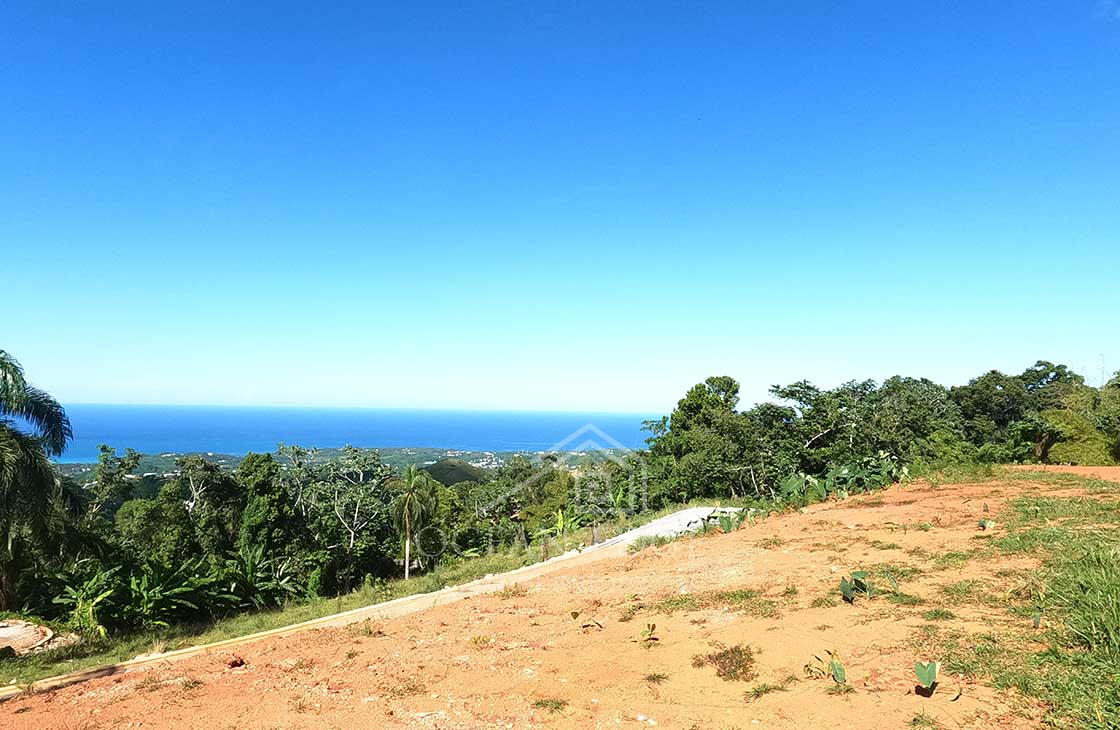 Ocean-view-lots-in-Los-Puentes-overlooking-Las-terrenas-ocean-edge-real-estate