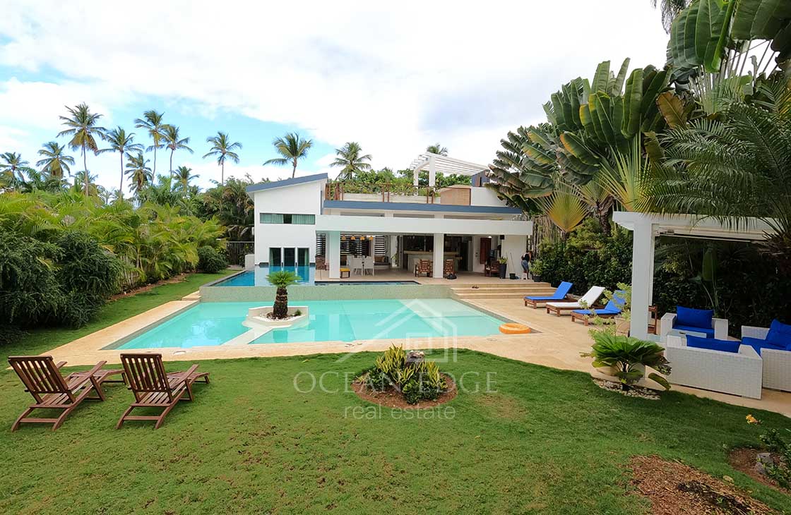 Spectacular-luxury-5-bed-villa-in-playa-Bonita-las-terrenas-real-estate