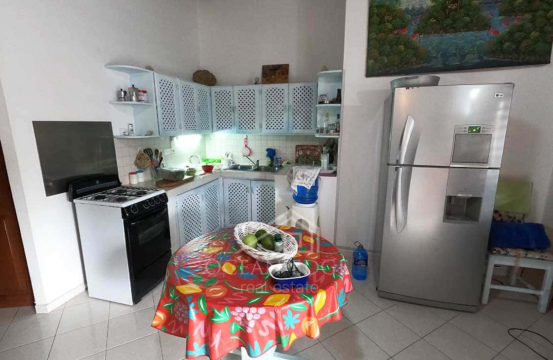 Turnkey-condo-2-steps-from-las-ballenas-beach-Las-Terremas-Real-Estate-Ocean-Edge.JPG