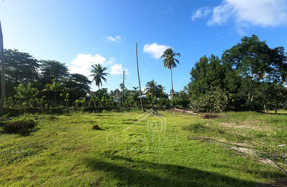 Beachfront-Project-Lot-in-playa-Popy-las-terrenas-ocean-edge-real-estate